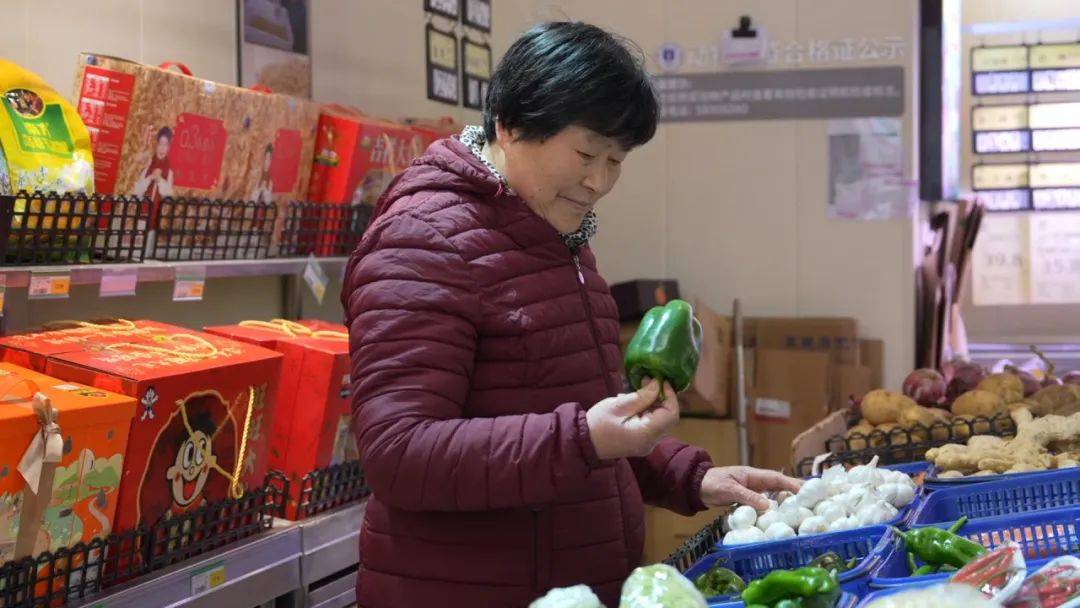 黄娟百货超市，社区生活的温馨驿站